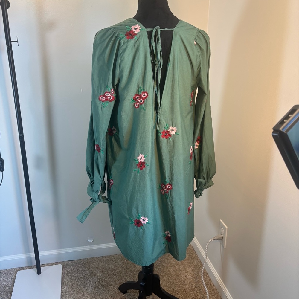ASOS Green Dress with Pink Floral Detail - Picture 7 of 14